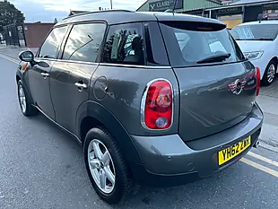 Used 2012 MINI Countryman One D Grey - Interior and Exterior details 3