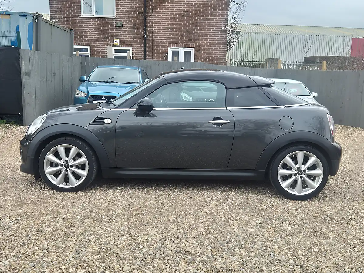 Used 2012 MINI Coupe Cooper Grey - Interior and Exterior details 6
