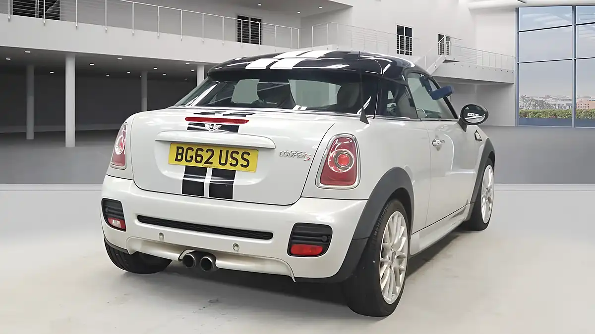 Used 2012 MINI Coupe Cooper S Silver - Interior and Exterior details 4
