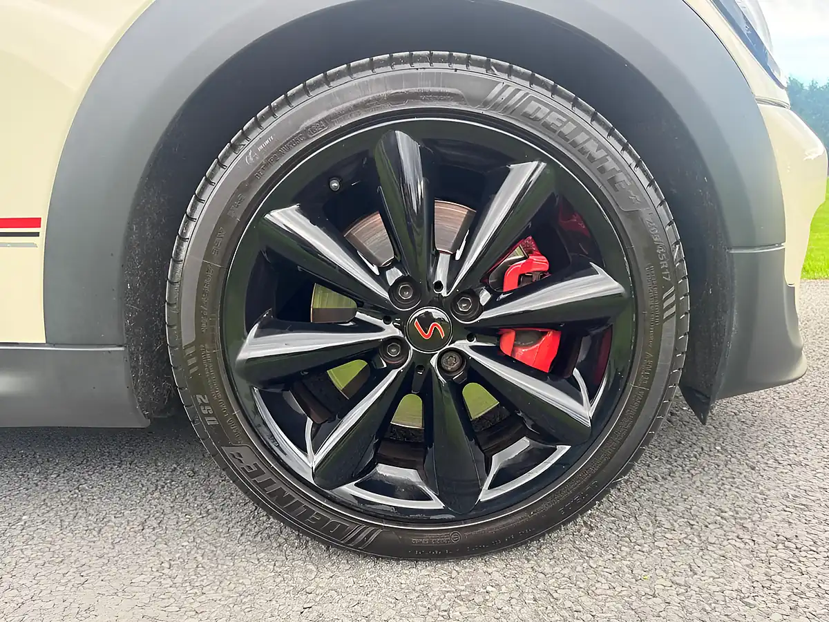 Used 2012 MINI Coupe Cooper S White - Interior and Exterior details 10