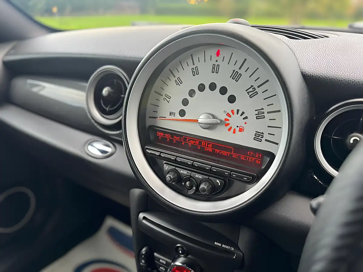 Used 2012 MINI Coupe Cooper S White - Interior and Exterior details 17