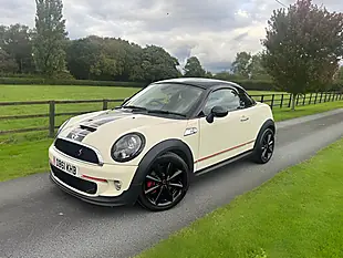 Used 2012 MINI Coupe Cooper S White - Interior and Exterior details 7