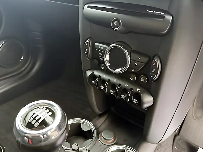 Used 2012 MINI Coupe Cooper Silver - Interior and Exterior details 17