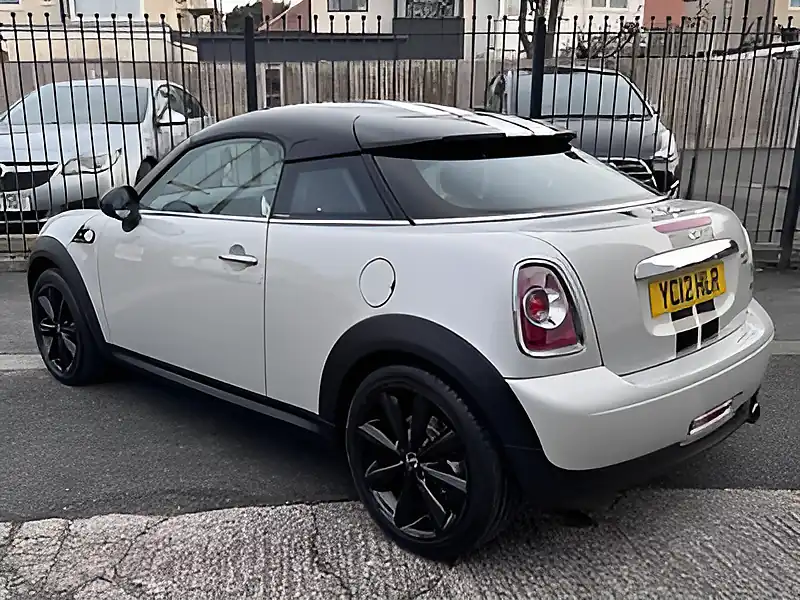 Used 2012 MINI Coupe Cooper Silver - Interior and Exterior details 8