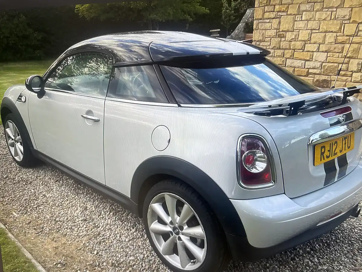 Used 2012 MINI Coupe Cooper White Silver Metallic - Interior and Exterior details 4