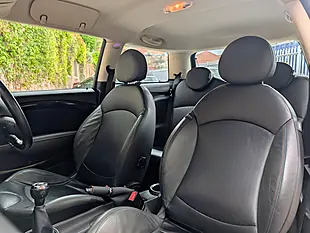 Used 2012 MINI Hatch Bayswater Black - Interior and Exterior details 18