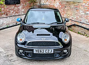 Used 2012 MINI Hatch Bayswater Black - Interior and Exterior details 19