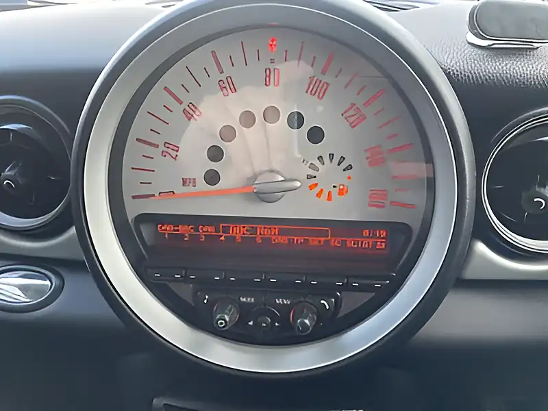 Used 2012 MINI Hatch Chili Pack Pepper White - Interior and Exterior details 15