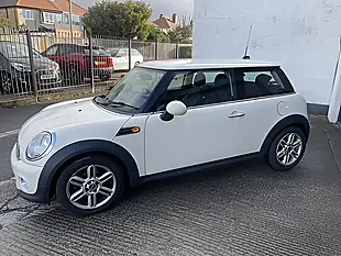 Used 2012 MINI Hatch Chili Pack Pepper White - Interior and Exterior details 7