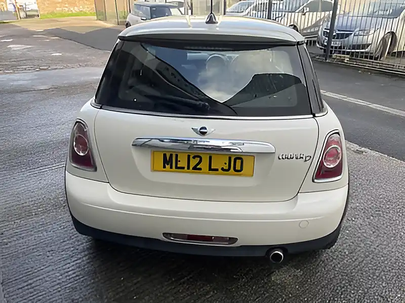 Used 2012 MINI Hatch Chili Pack Pepper White - Interior and Exterior details 8