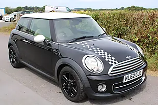 Used 2012 MINI Hatch Cooper Black - Interior and Exterior details 11