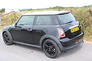Used 2012 MINI Hatch Cooper Black - Interior and Exterior details 5