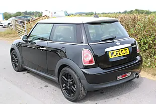 Used 2012 MINI Hatch Cooper Black - Interior and Exterior details 6