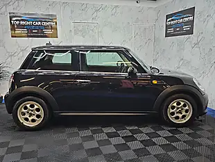 Used 2012 MINI Hatch Cooper Black - Interior and Exterior details 10