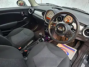 Used 2012 MINI Hatch Cooper Black - Interior and Exterior details 16