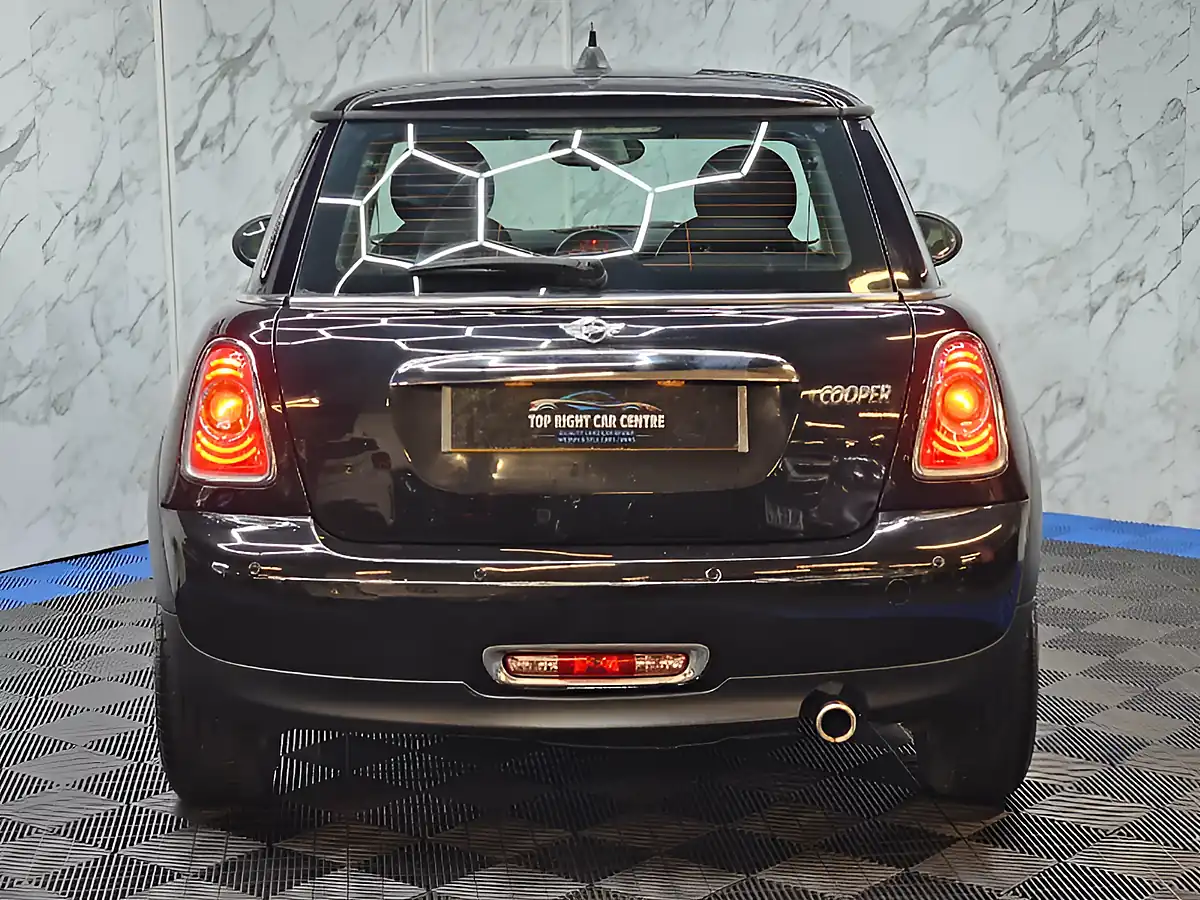 Used 2012 MINI Hatch Cooper Black - Interior and Exterior details 6