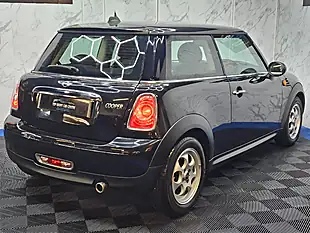 Used 2012 MINI Hatch Cooper Black - Interior and Exterior details 9