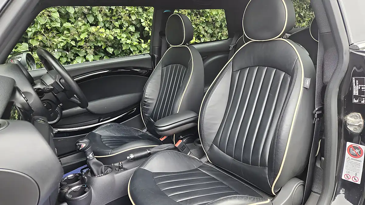 Used 2012 MINI Hatch Cooper S Midnight Black Metallic - Interior and Exterior details 13