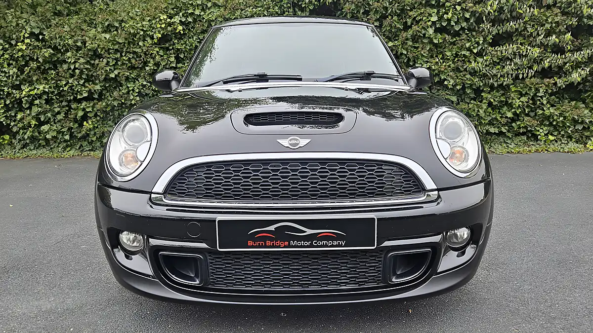 Used 2012 MINI Hatch Cooper S Midnight Black Metallic - Interior and Exterior details 8