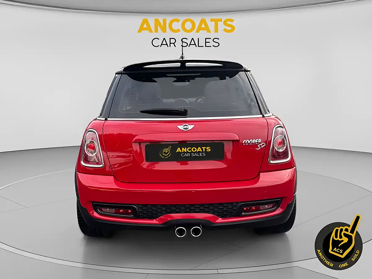 Used 2012 MINI Hatch Cooper Sd Red - Interior and Exterior details 4