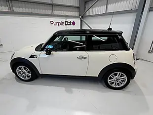 Used 2012 MINI Hatch Cooper White - Interior and Exterior details 2