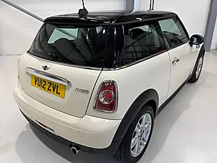 Used 2012 MINI Hatch Cooper White - Interior and Exterior details 5