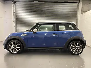 Used 2012 MINI Hatch London 2012 Edition Lightning Blue Metallic - Interior and Exterior details 6