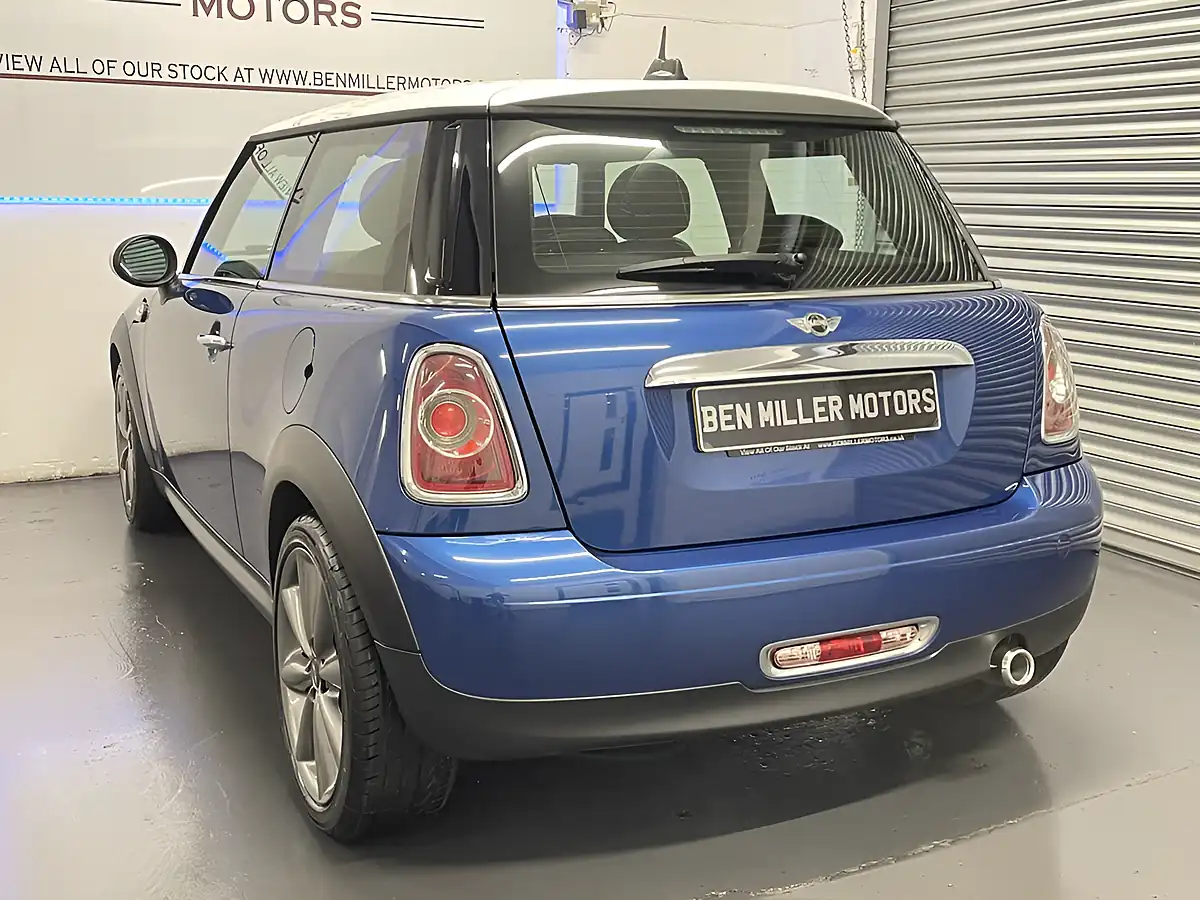 Used 2012 MINI Hatch London 2012 Edition Lightning Blue Metallic - Interior and Exterior details 8