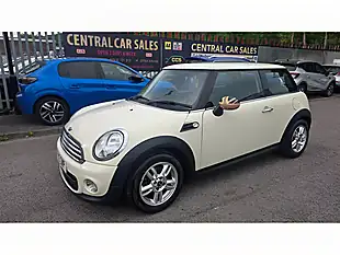Used 2012 MINI Hatch One D White - Interior and Exterior details 16