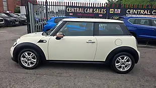Used 2012 MINI Hatch One D White - Interior and Exterior details 10