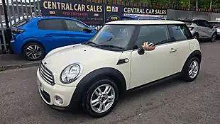 Used 2012 MINI Hatch One D White - Interior and Exterior details 12