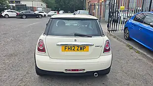 Used 2012 MINI Hatch One D White - Interior and Exterior details 8