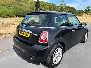 Used 2012 MINI Hatch One Midnight Black - Interior and Exterior details 2