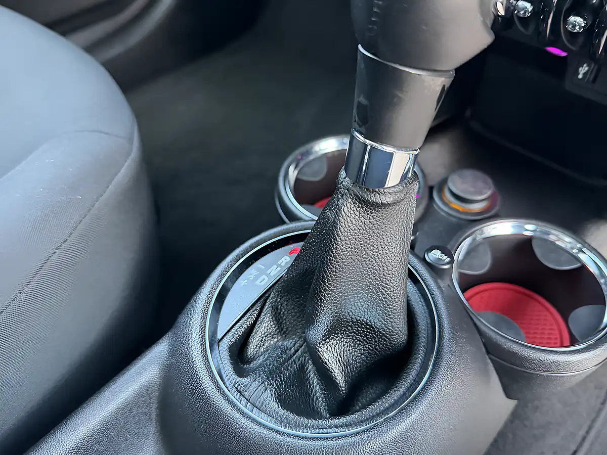 Used 2012 MINI Hatch One (pepper Pack) Midnight Black Metallic - Interior and Exterior details 19