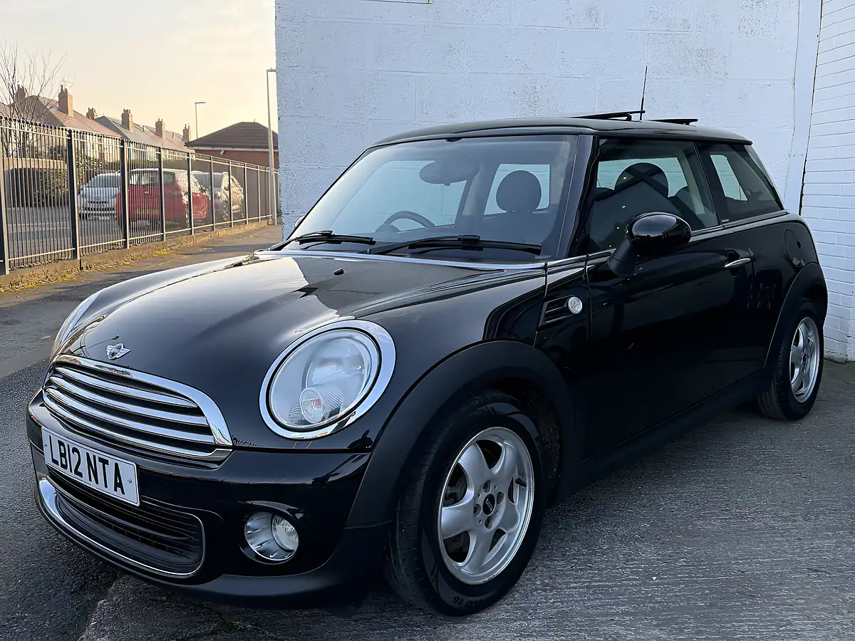 Used 2012 MINI Hatch One (pepper Pack) Midnight Black Metallic - Interior and Exterior details 3