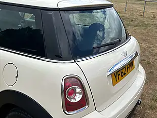 Used 2012 MINI Hatch One Pepper White - Interior and Exterior details 13