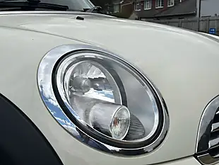 Used 2012 MINI Hatch One Pepper White - Interior and Exterior details 9