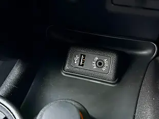 Used 2012 MINI Hatch One White - Interior and Exterior details 15
