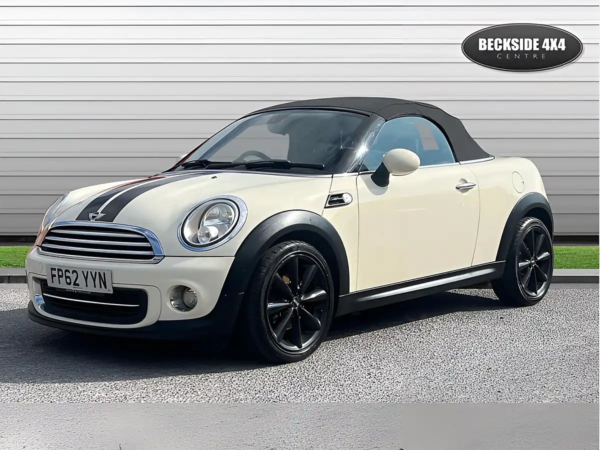 Used 2012 MINI Roadster Cooper Pepper White - Interior and Exterior details 4