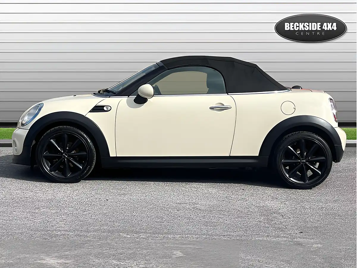 Used 2012 MINI Roadster Cooper Pepper White - Interior and Exterior details 5
