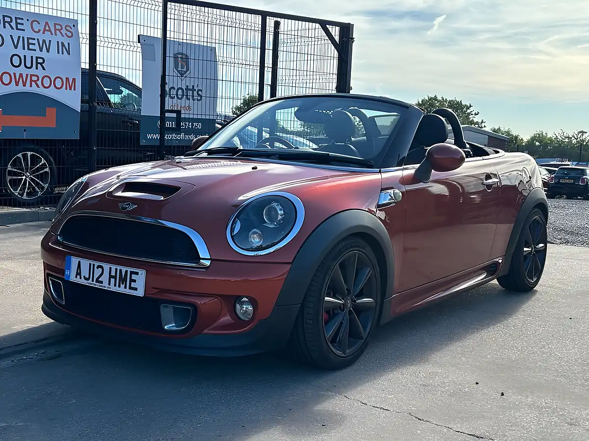 Used 2012 MINI Roadster Cooper S Orange - Interior and Exterior details 3