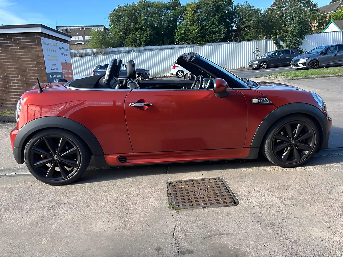 Used 2012 MINI Roadster Cooper S Orange - Interior and Exterior details 8
