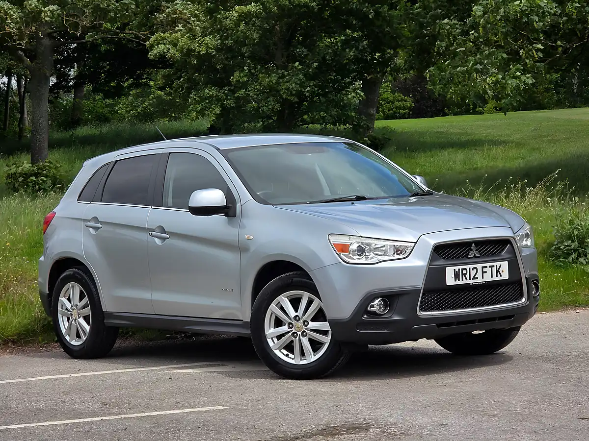 Used 2012 Mitsubishi Asx 4 4WD Silver - Front View