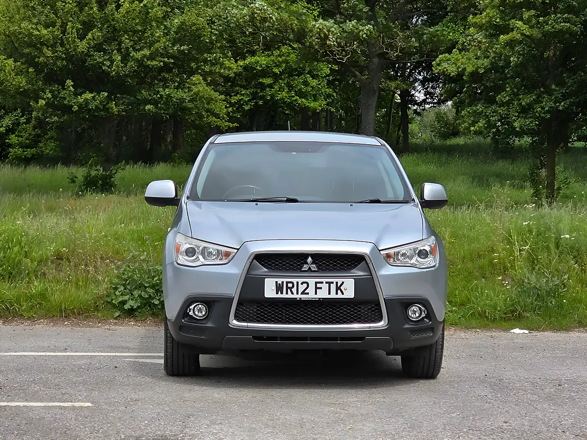 Used 2012 Mitsubishi Asx 4 4WD Silver - Interior and Exterior details 2