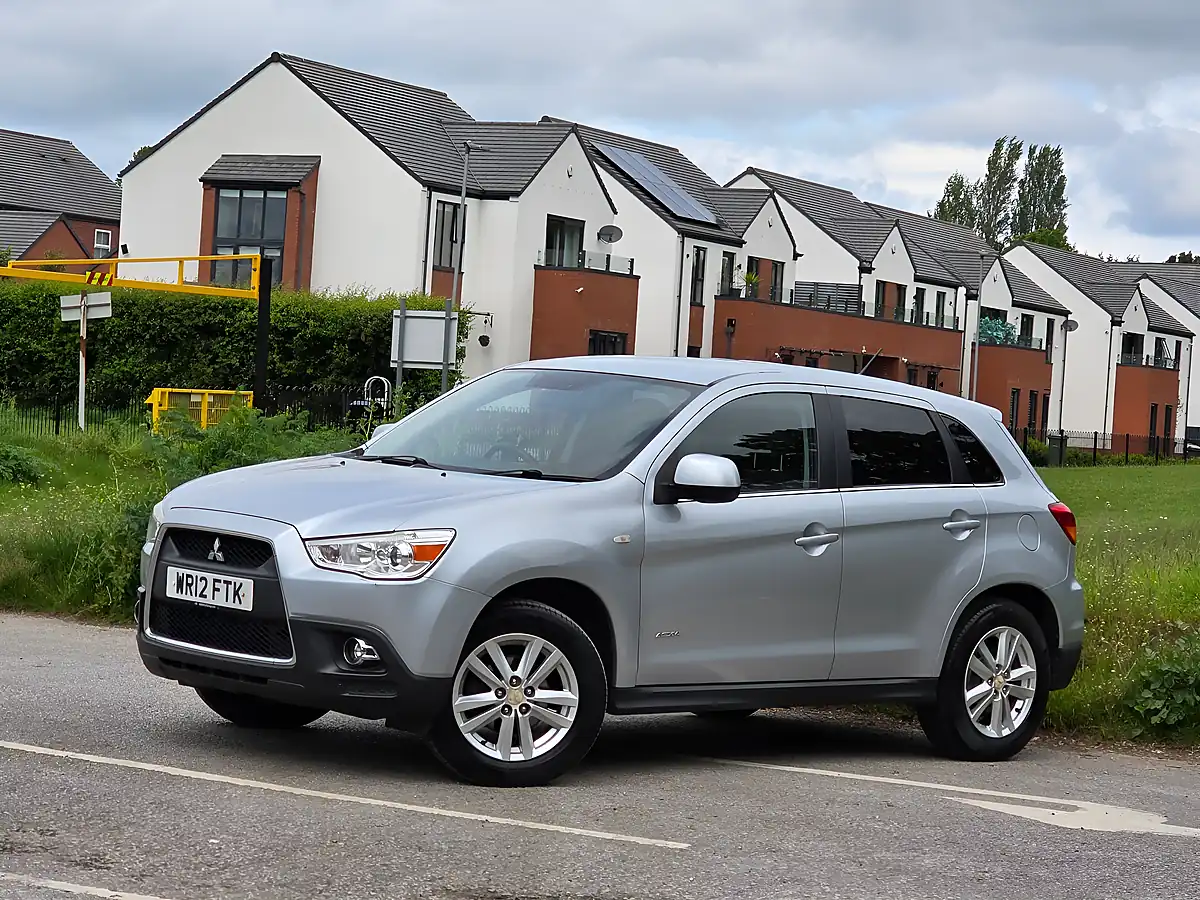 Used 2012 Mitsubishi Asx 4 4WD Silver - Interior and Exterior details 4