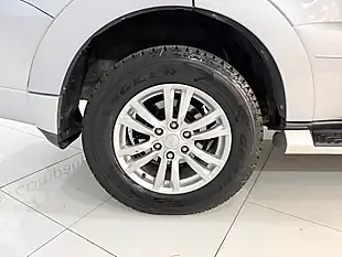 Used 2012 Mitsubishi Shogun SG2 Silver - Interior and Exterior details 12