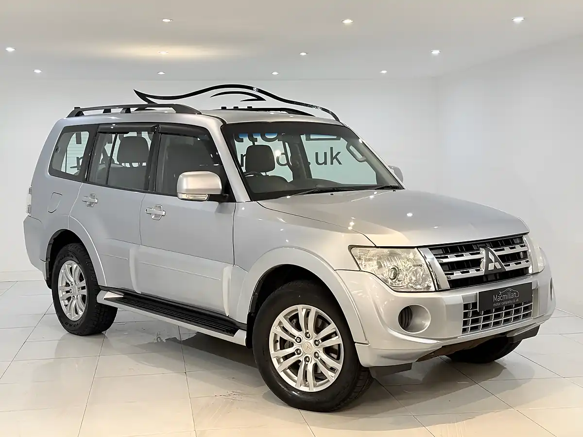Used 2012 Mitsubishi Shogun SG2 Silver - Interior and Exterior details 2