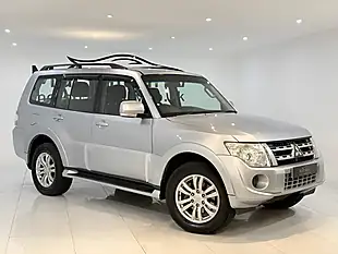 Used 2012 Mitsubishi Shogun SG2 Silver - Interior and Exterior details 3