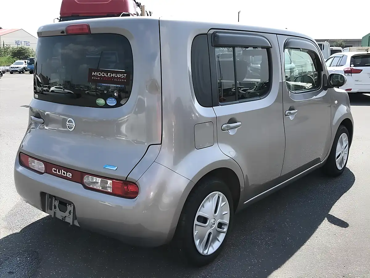 Used 2012 Nissan Cube 15X V Selection Grey - Interior and Exterior details 11