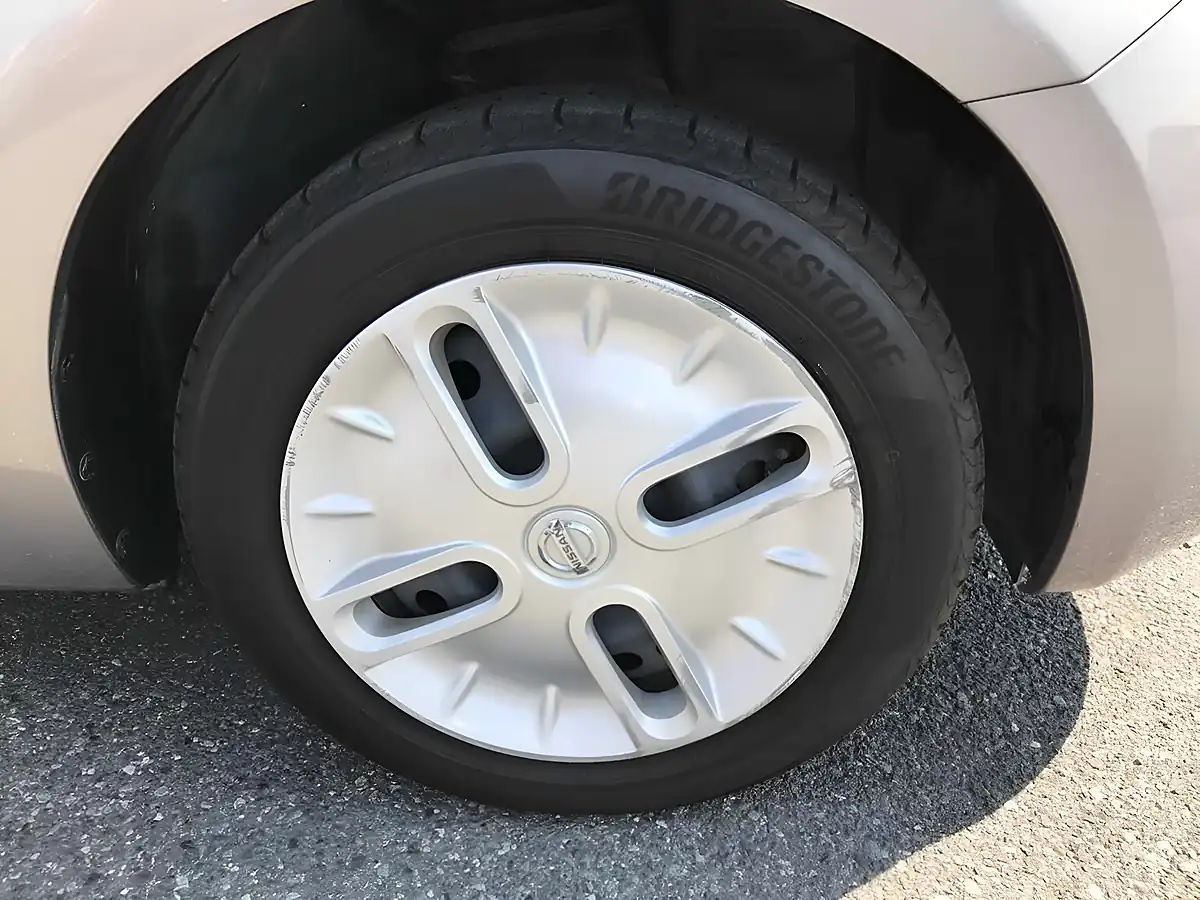 Used 2012 Nissan Cube 15X V Selection Grey - Interior and Exterior details 16